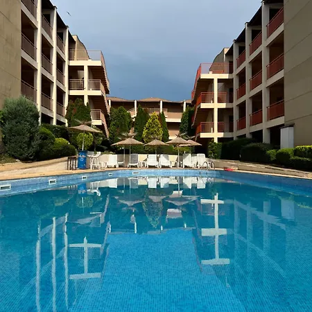 Skyline Синеморец