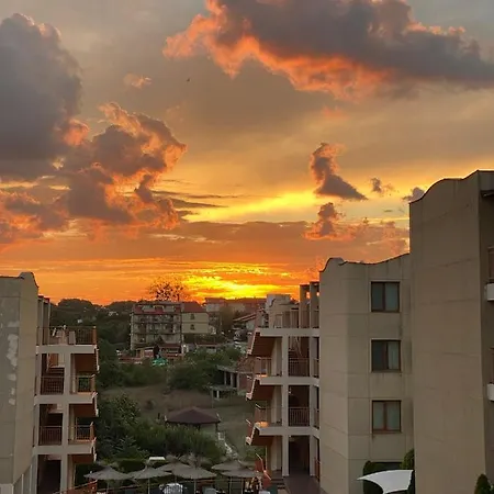 Skyline Apartment