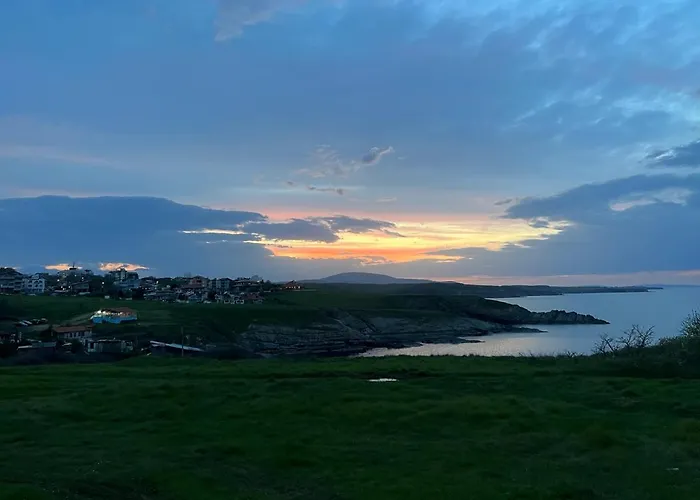 Skyline Apartment Sinemoretz